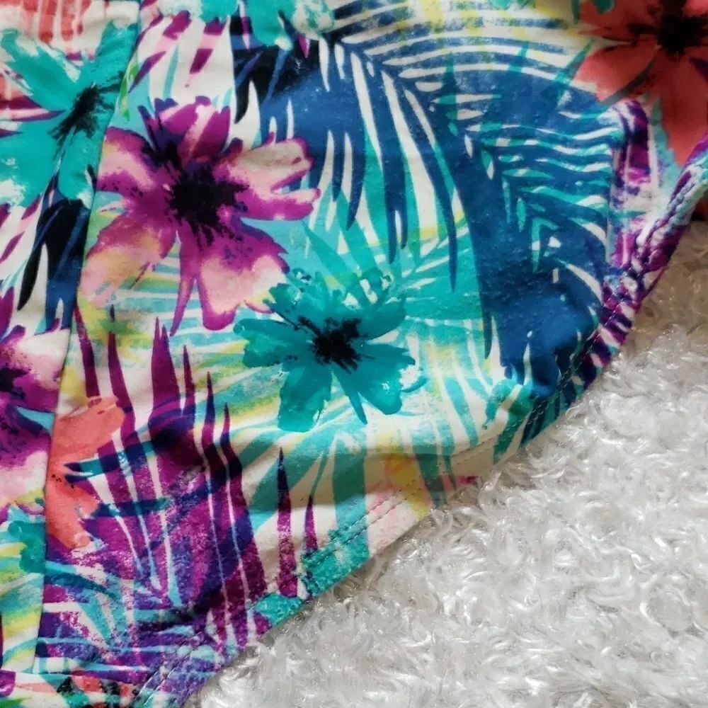 Tropical print one piece - Picture 3 of 5
